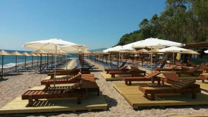 Burano Camping Beach-Bar Nea Thesi 외부 사진